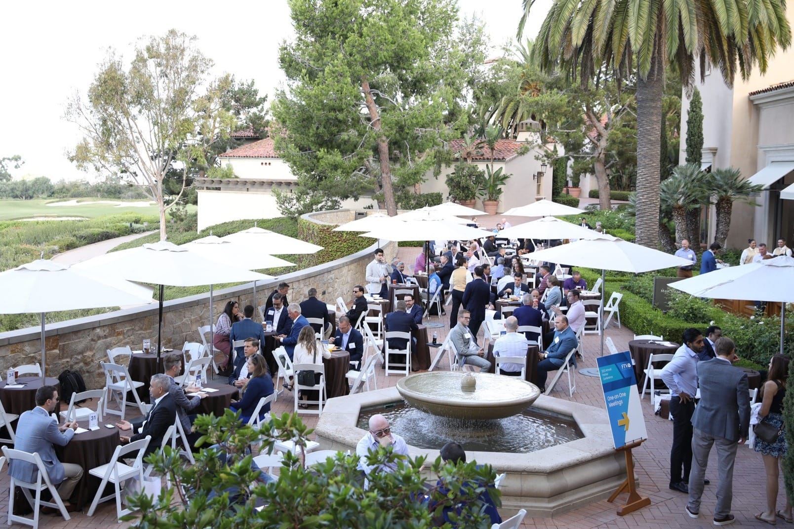 05_Networking_carousel